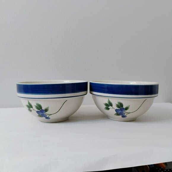 Vintage L.L. Bean Blueberry Pattern Soup Cereal Bowls, Set of 2, 1980s Stoneware - Picture 2 of 7